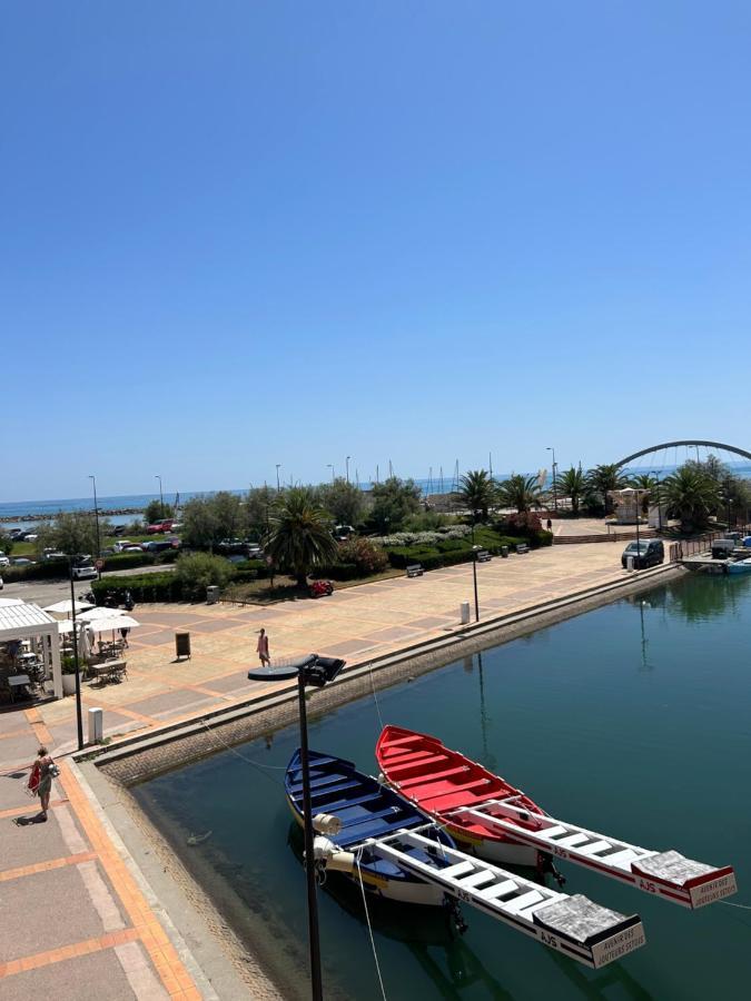Studio Vue Mer Situe A Cote De La Plage Quartier Des Quilles Sete Ngoại thất bức ảnh